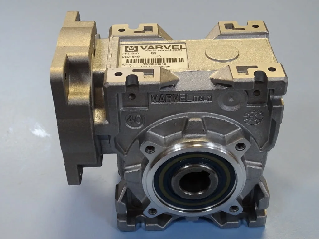 Червячен редуктор VARVEL FRT-G40 B3 reducer worm gear box 1:5 — снимка 2