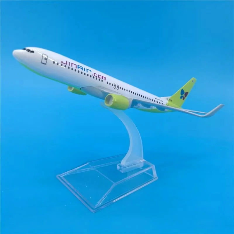 Бойнг 737 самолет модел макет Jin Air метален нискотавифна авиокомпания полетите летище — снимка 2