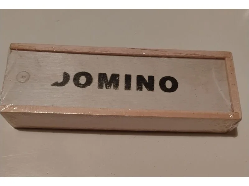 Домино игра ново