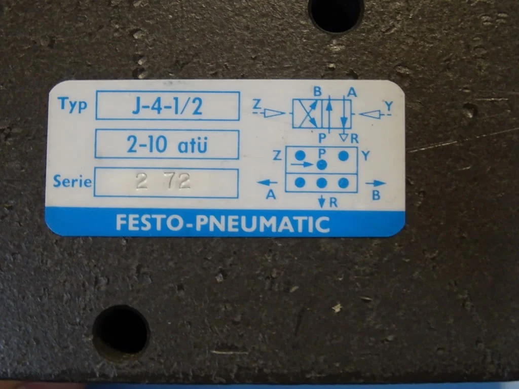 Пневматичен блок Festo J-4-1/2 Pneumatic Valve 2-10Bar — снимка 3
