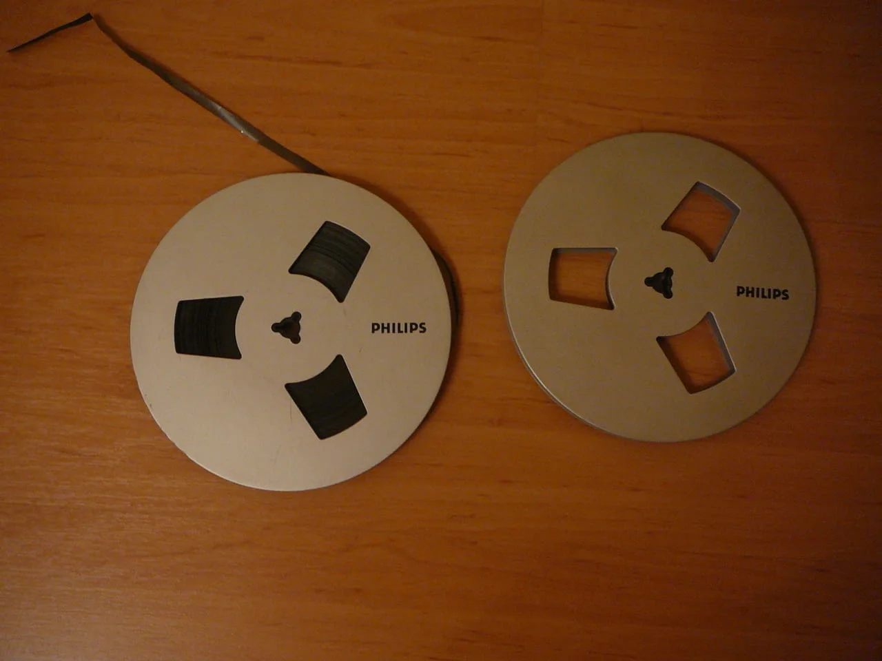 Philips 2 броя — снимка 2