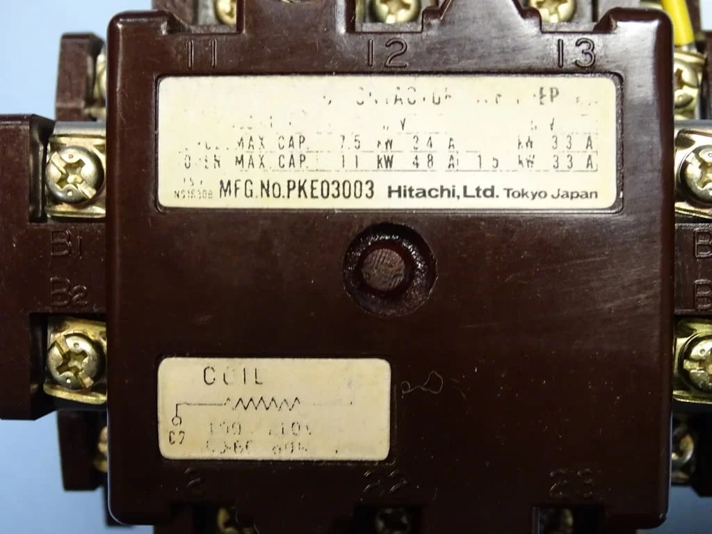 Контактор въздушен HITACHI H33 magnetic contactor 3-pole coil 7.5kW/11kW — снимка 6
