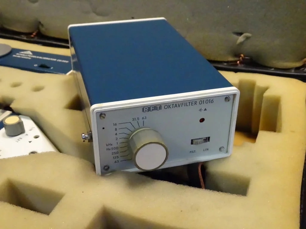 Шумометър комплект VEB ROBOTRON TYP 00041 RTF 00024 — снимка 4