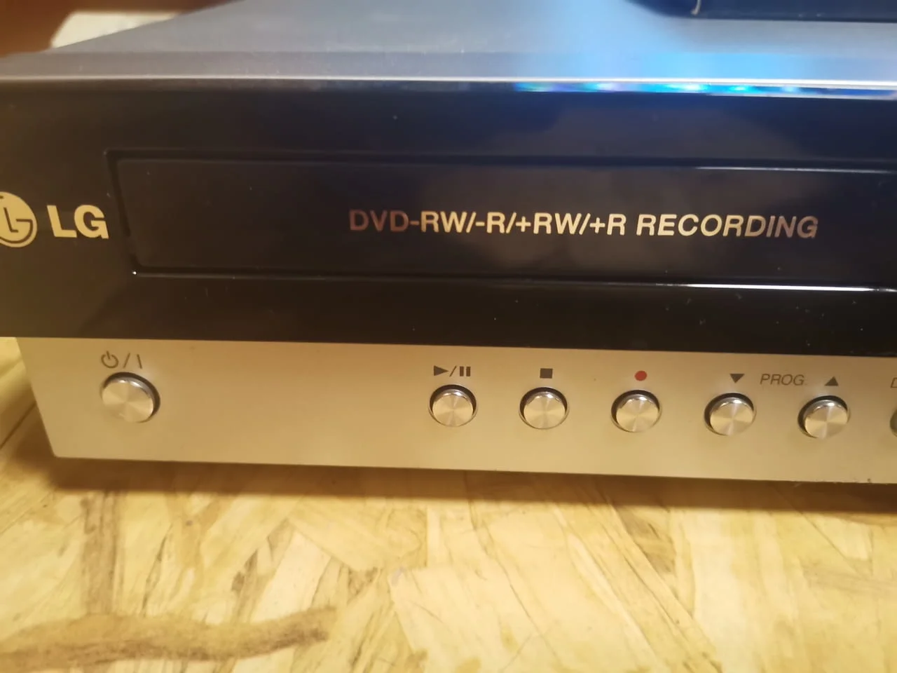 LG RC185 DVD & VHS Videorecorder Kombi — снимка 2