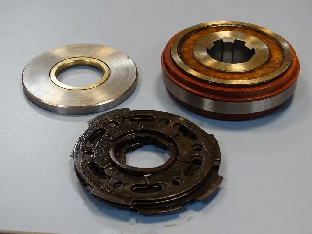Електромагнитен съединител ЭМ-32У4(ЕМ-32У4) electromagnetic multi-plate clutch 24VDC — снимка 6