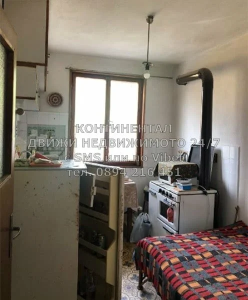 Кодг 62045. Двуетажна тухлена къща близнак 120м2 с двор 300м2 . Разпределението им е както следва: е — снимка 6