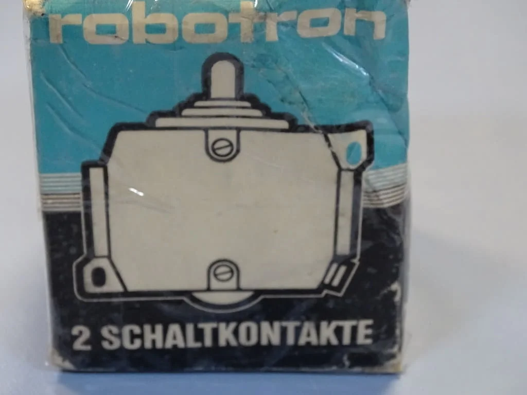 Краен изключвател VEB Robotron GWU1R Limit Switch 6A 500VAC — снимка 8