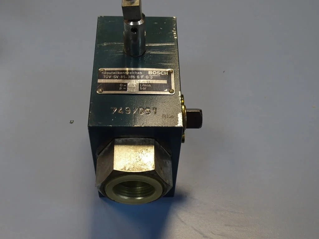 Хидравличен клапан Bosch pressure reliel valve 100 bar — снимка 3