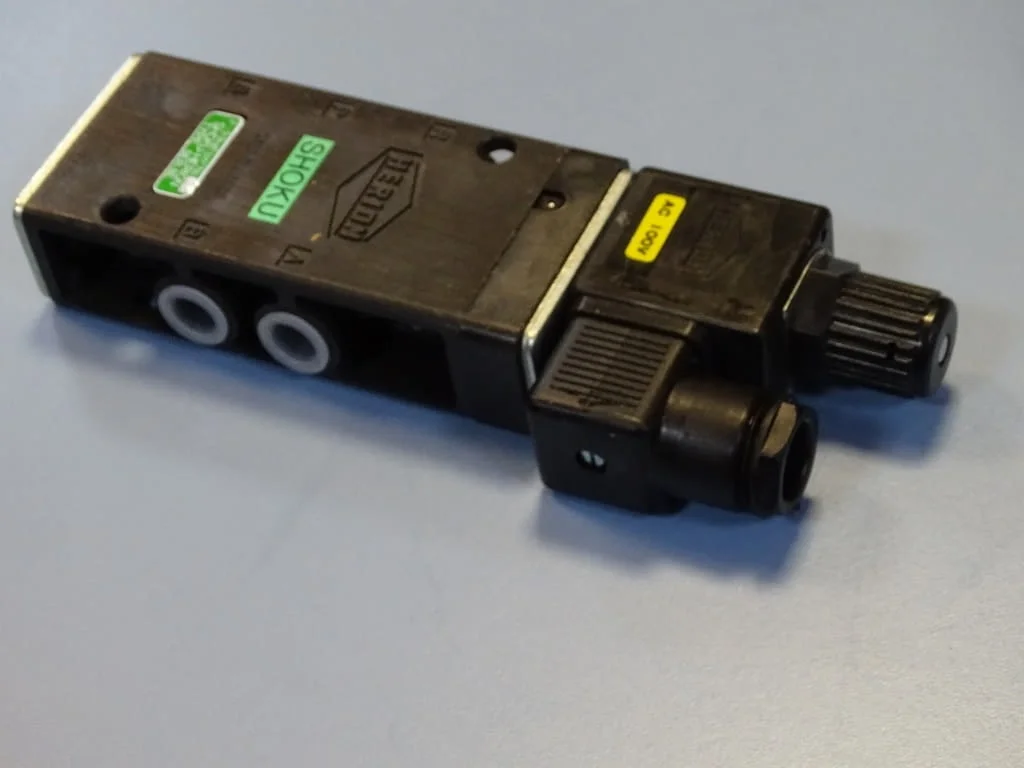 Пневматичен разпределител SHOKU-HERION 5ER-8E solenoid valve 100VAC — снимка 10
