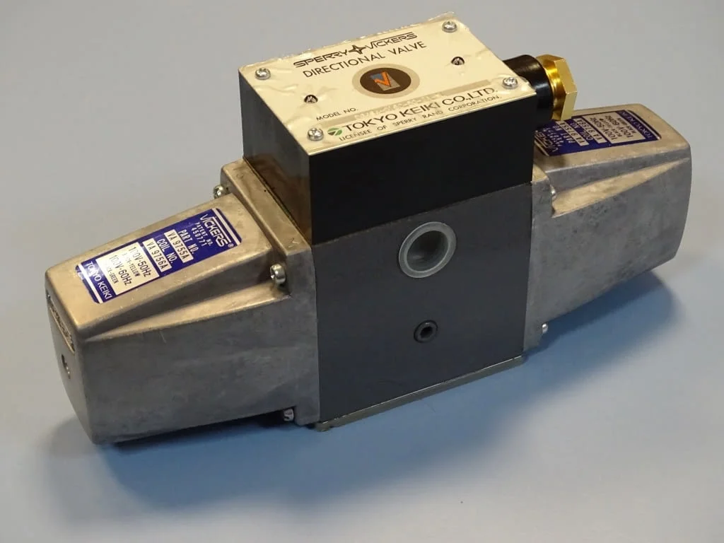 Хидравличен разпределител Sperry Vickers DG4S4-016С-50-JA-WL directional valve 100V