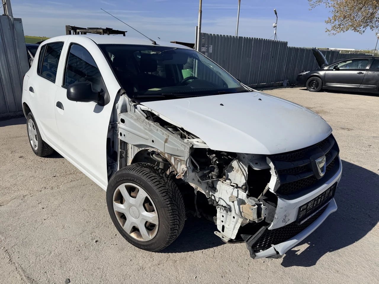 Dacia Sandero 2 1.2i, двигател D4F732, 5 ск. кутия JH3360, 73 кс., 2017, 152000 км., euro 6B, Дачия — снимка 2