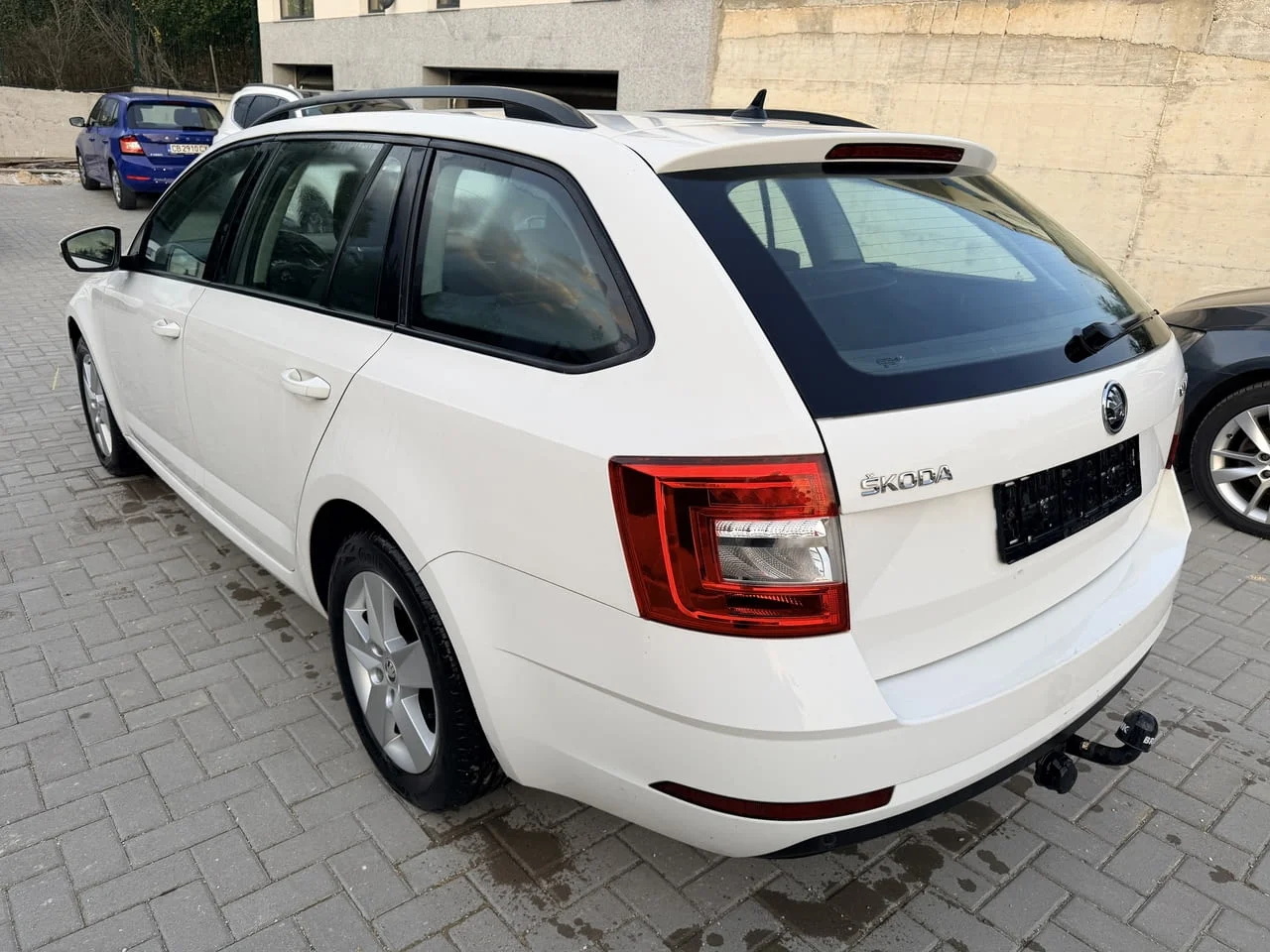 Skoda Octavia комби 1.5 TSI 150 кс., 6 ск., 2018 г., евро 6, 2 ключа, теглич, много добро състояние — снимка 7