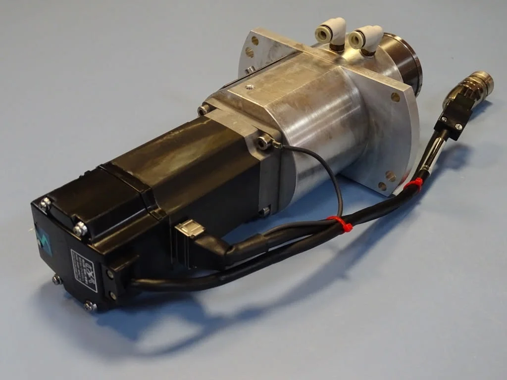 Серво мотор MITSUBISHI HC-KFS46-S13 AC servo motor, куплунг R+W, корпус IPW-800 L30 — снимка 5