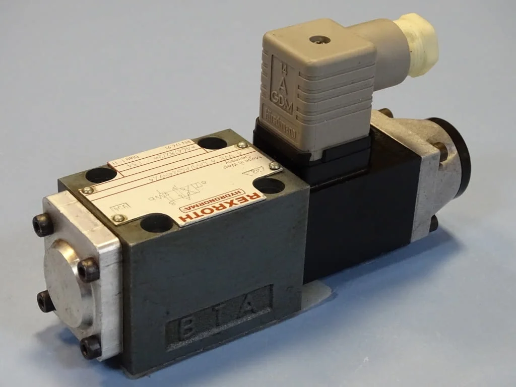 Хидравличен разпределител Rexroth 4WE6D51/AG24N9Z4 operated directional control valve — снимка 2