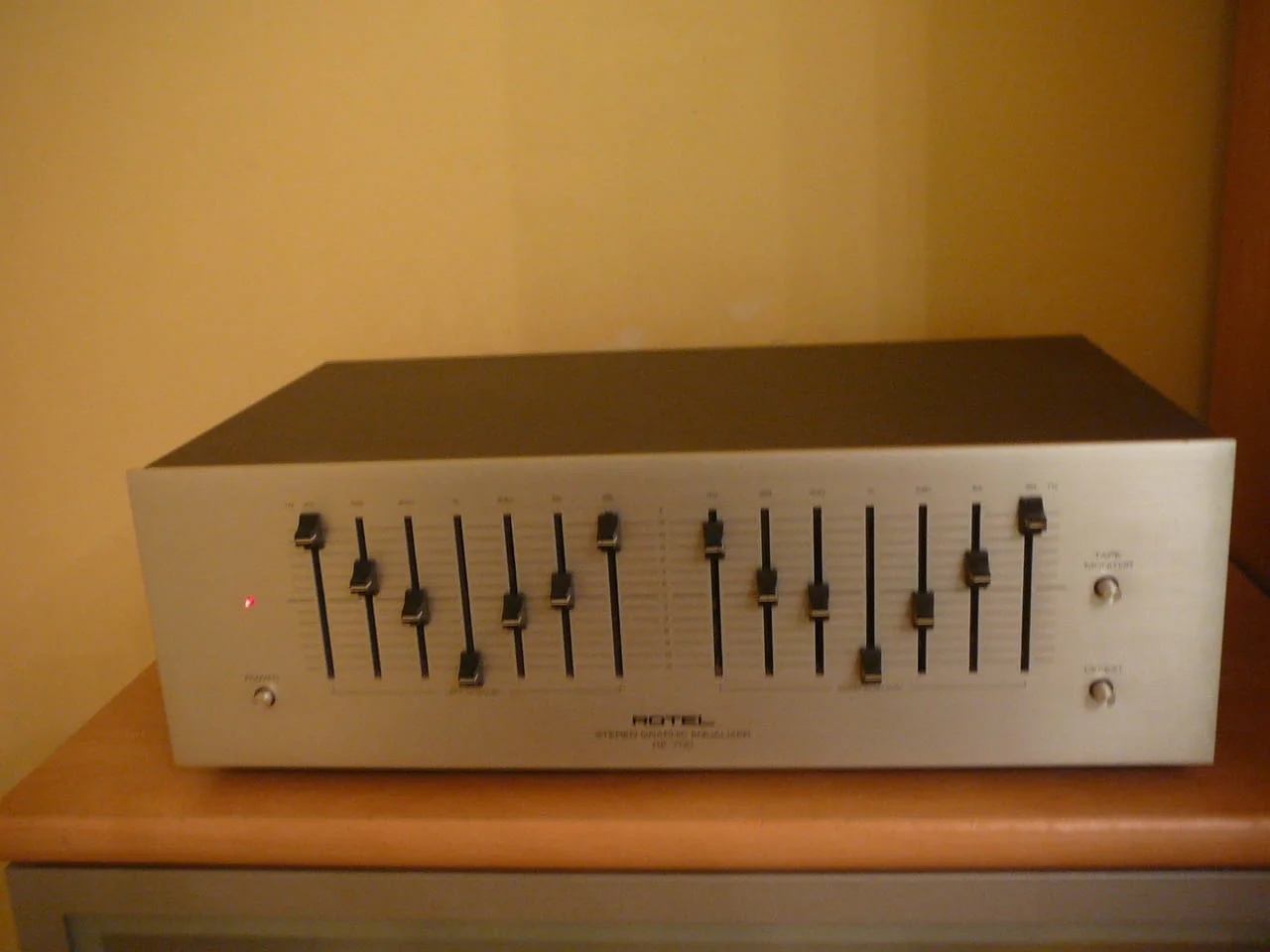 Rotel re-700 — снимка 4