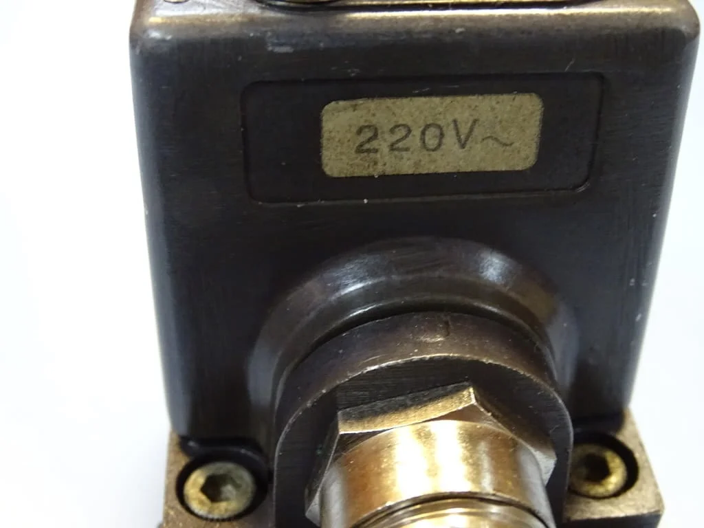 Пневматичен разпределител HERION 26511C69 Single Solenoid Valve 220V/50Hz G1/2 — снимка 7