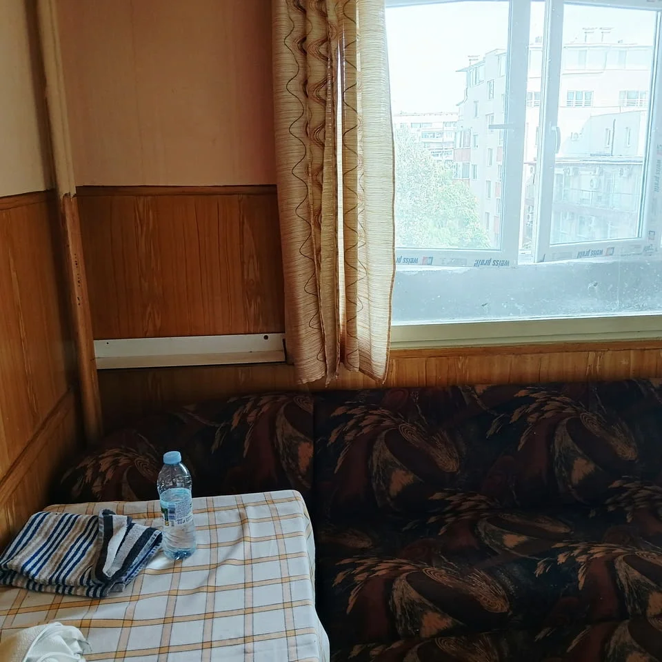 Продавам апартамент в пловдив 59 кв.м — снимка 8