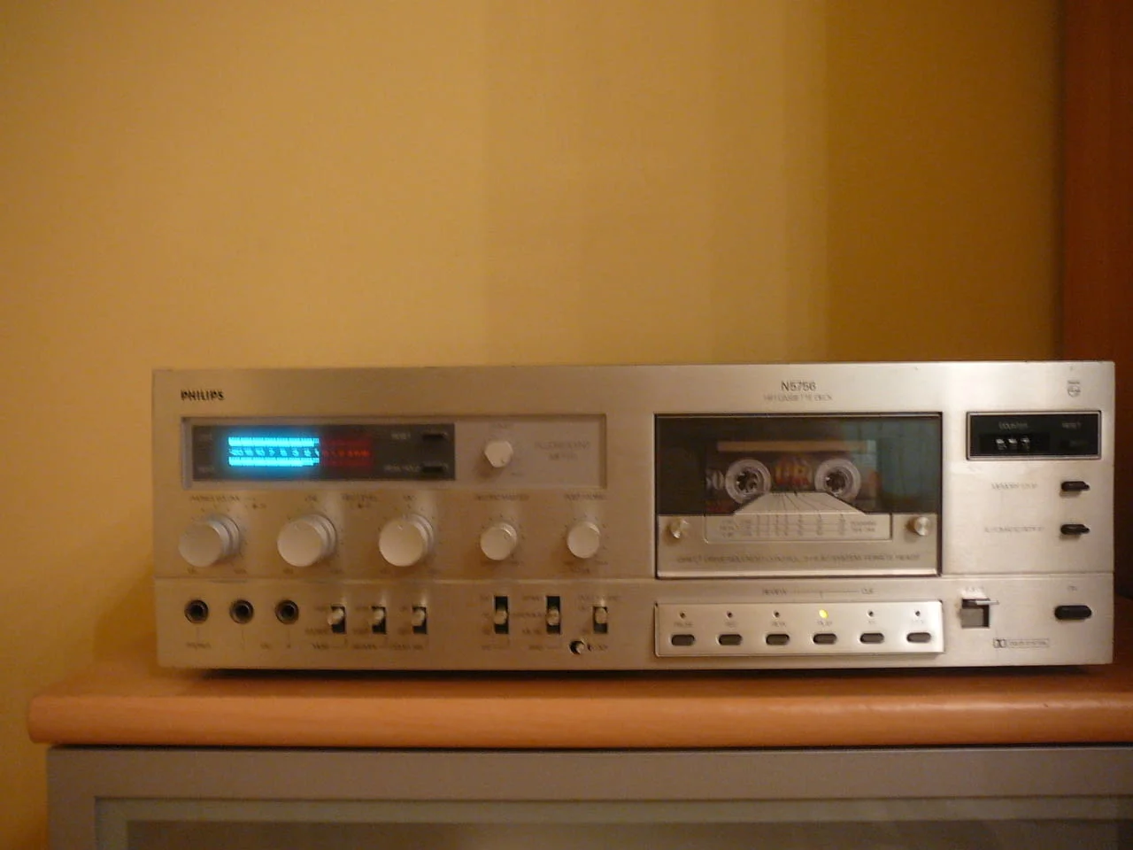 Philips n 5756