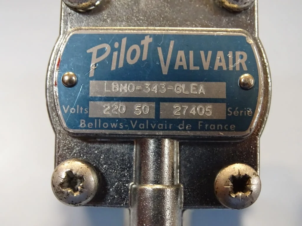 Магнет вентил Bellows Valvair Parker B-33-A/LBMO-343-GLEA pilot valve solenoid 220V — снимка 4