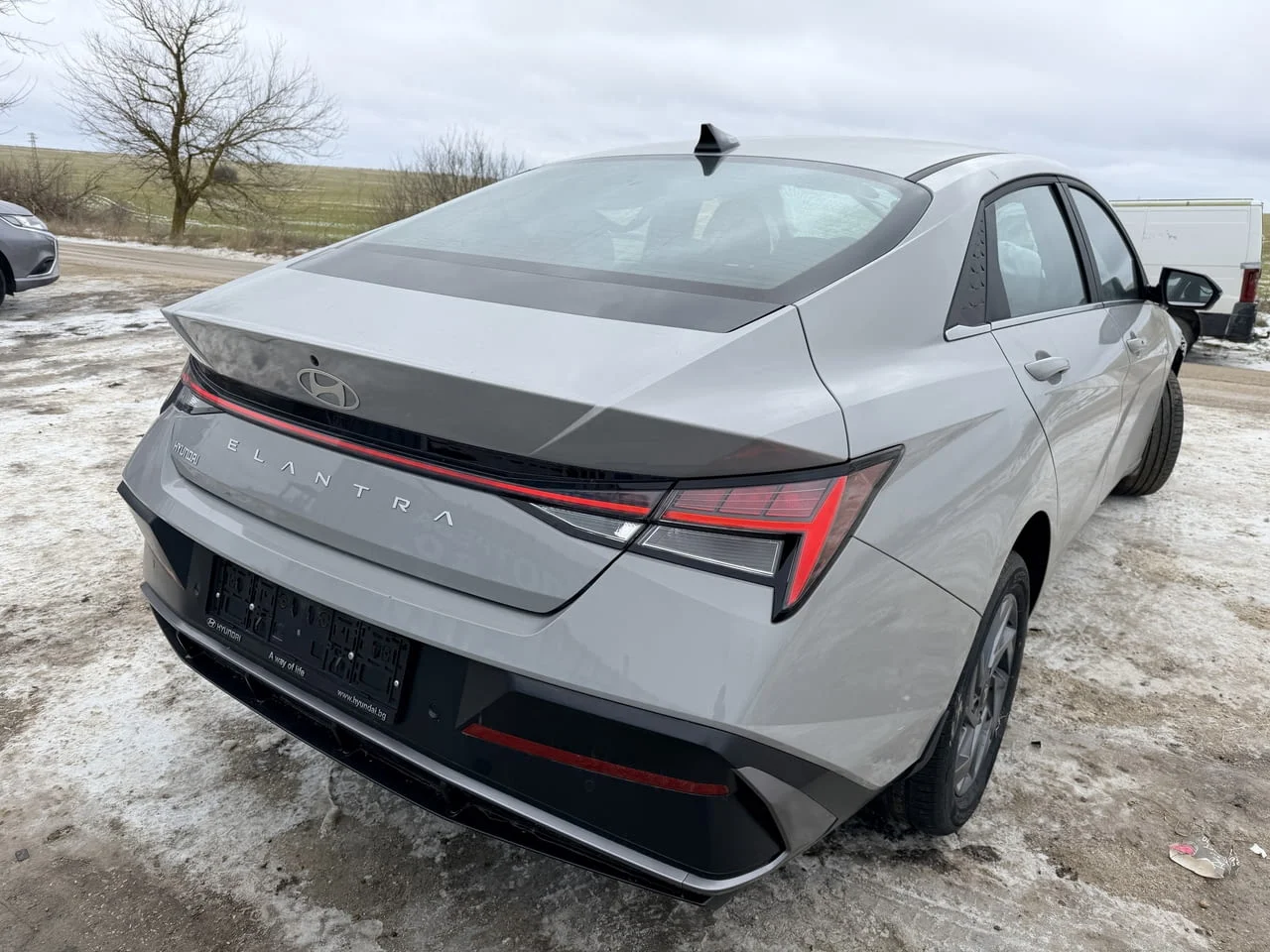 Hyundai Elantra 7, 1.6 MPI двигател G4FM, 123 кс., автоматик, 24000 км., 2024 г., Хюндай Елантра 7, — снимка 5