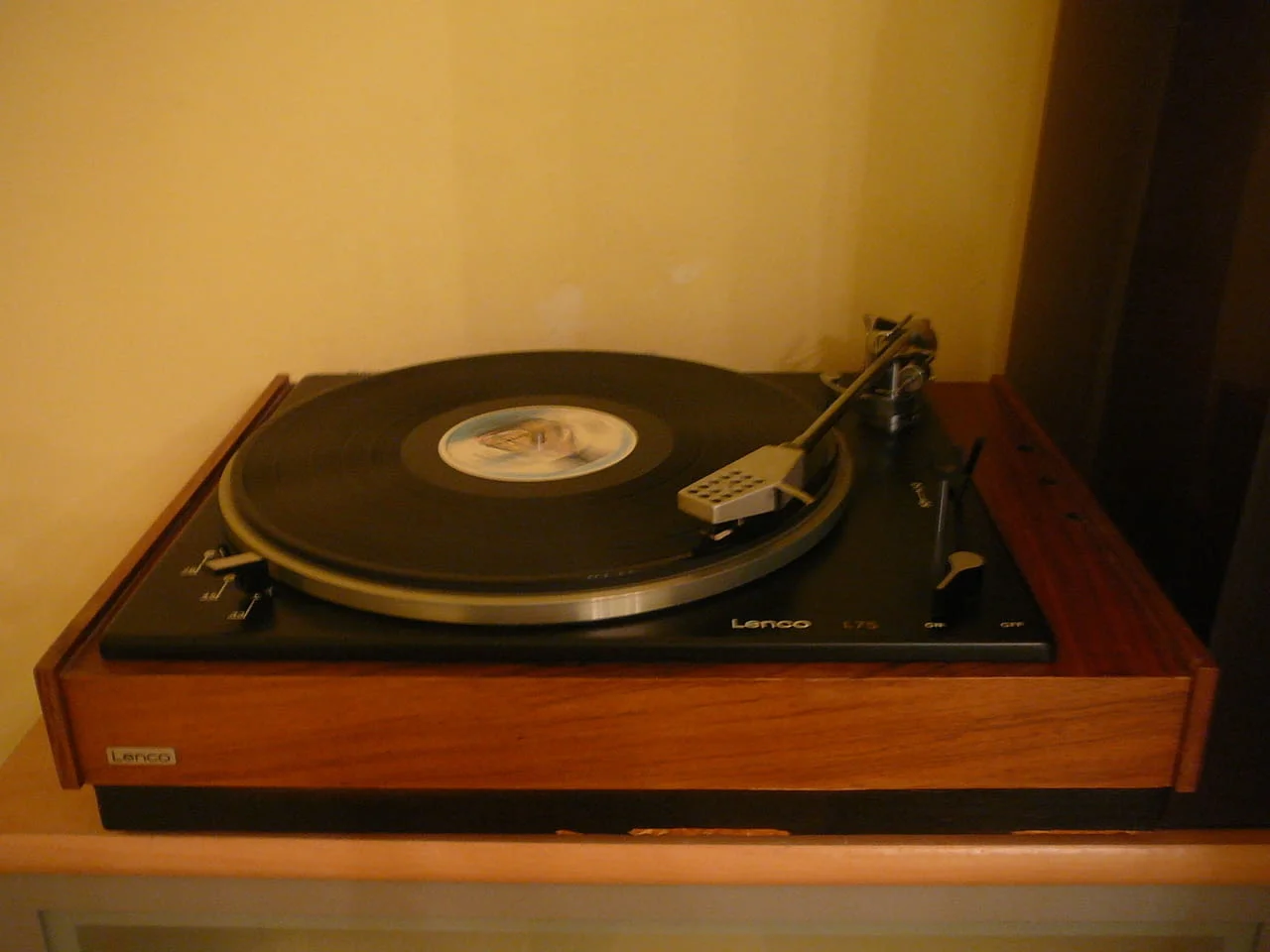 Lenco l75 — снимка 3