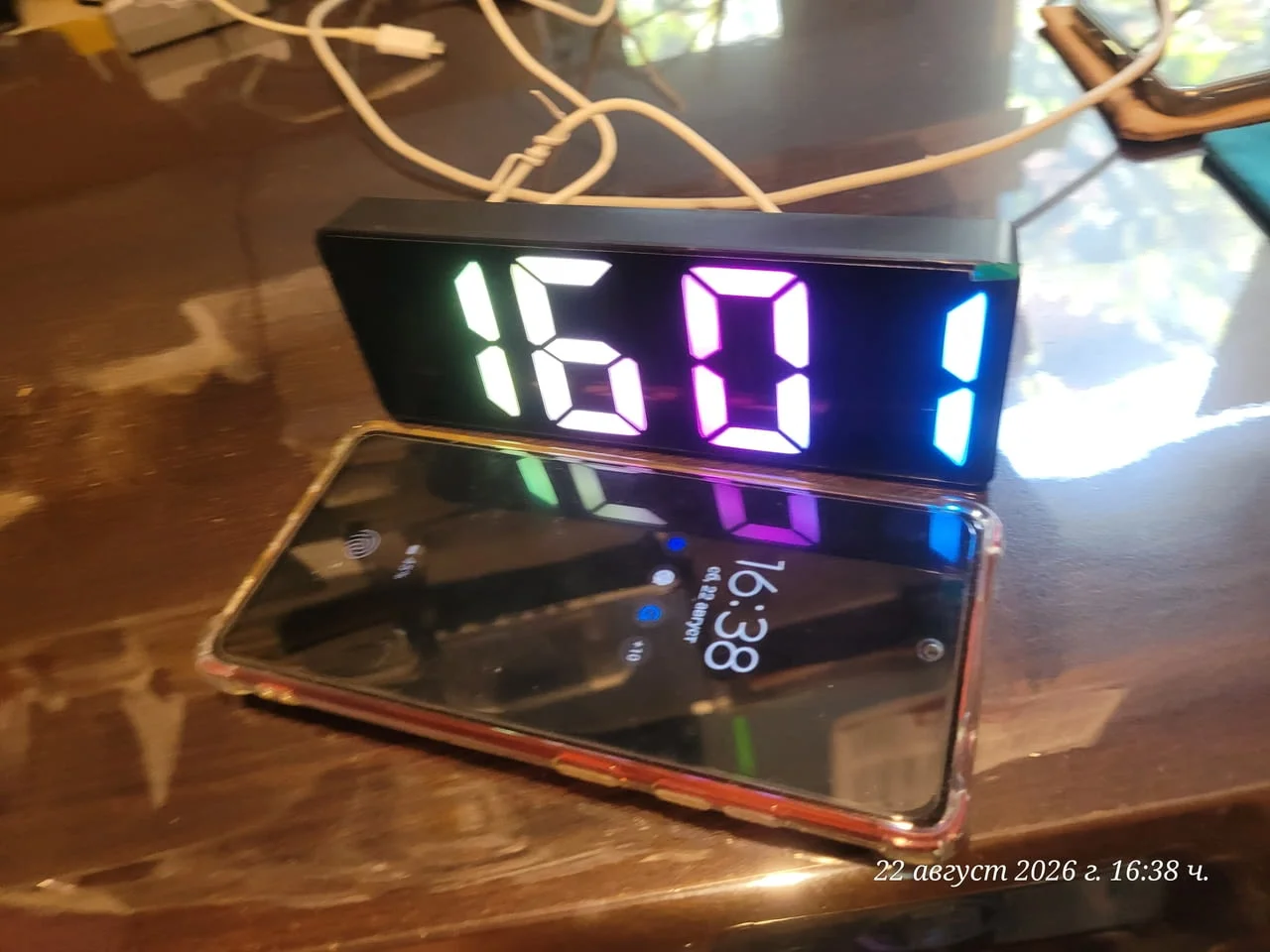 LED будилник с цветен огледален дисплей, работещ с USB , — снимка 7