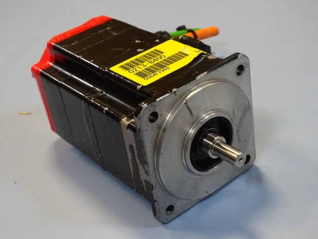 Сервомотор FANUC αis 2/5000HV A06B-0213-B400 AC servo motor — снимка 8