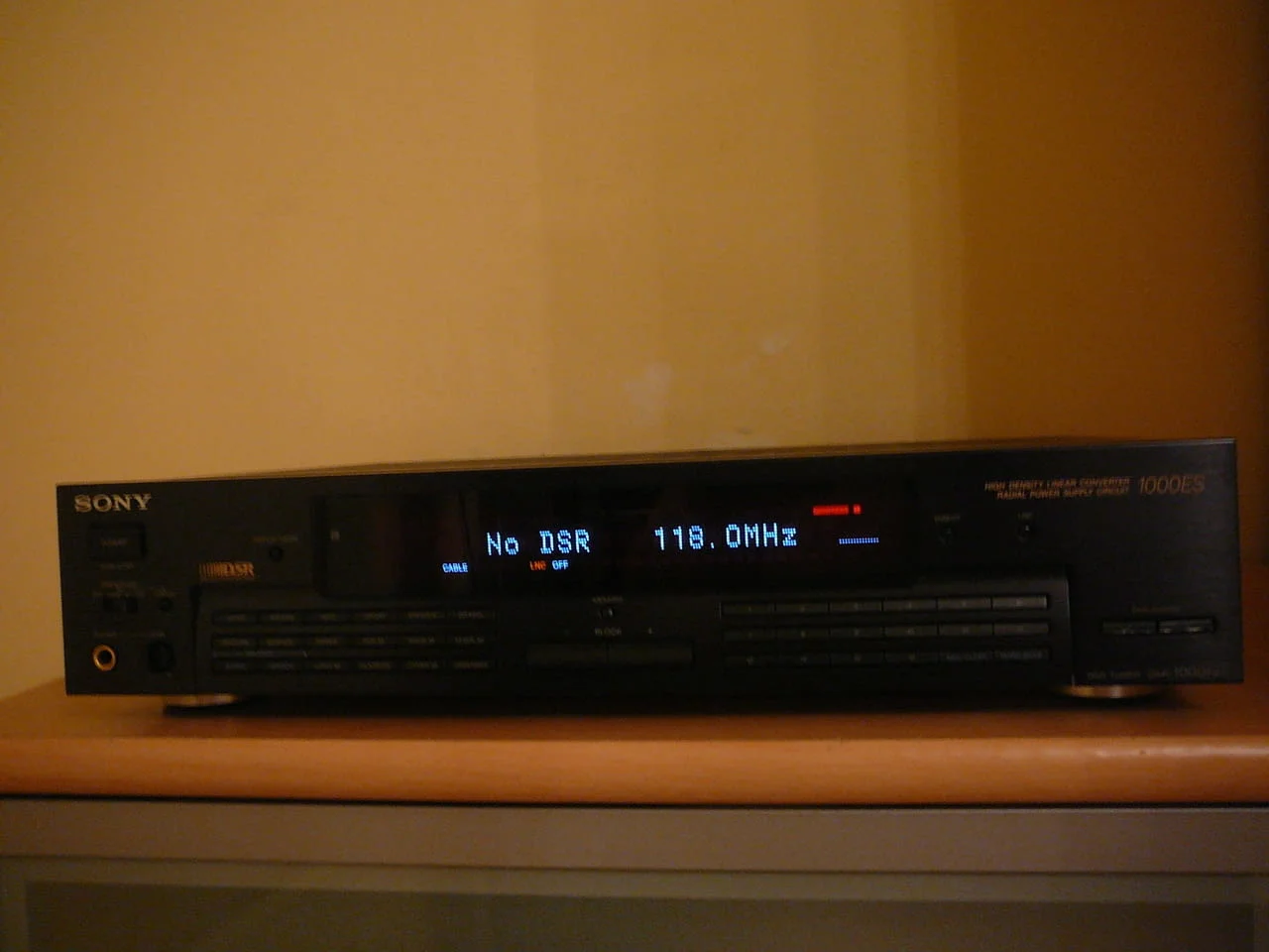 Sony dar-1000es