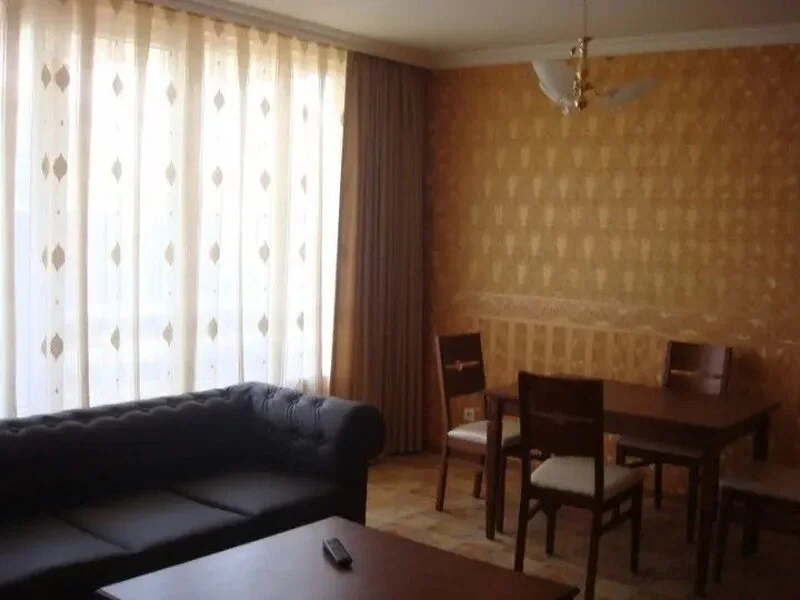 Тристаен Апартамент, Кършияка 112кв.м — снимка 3