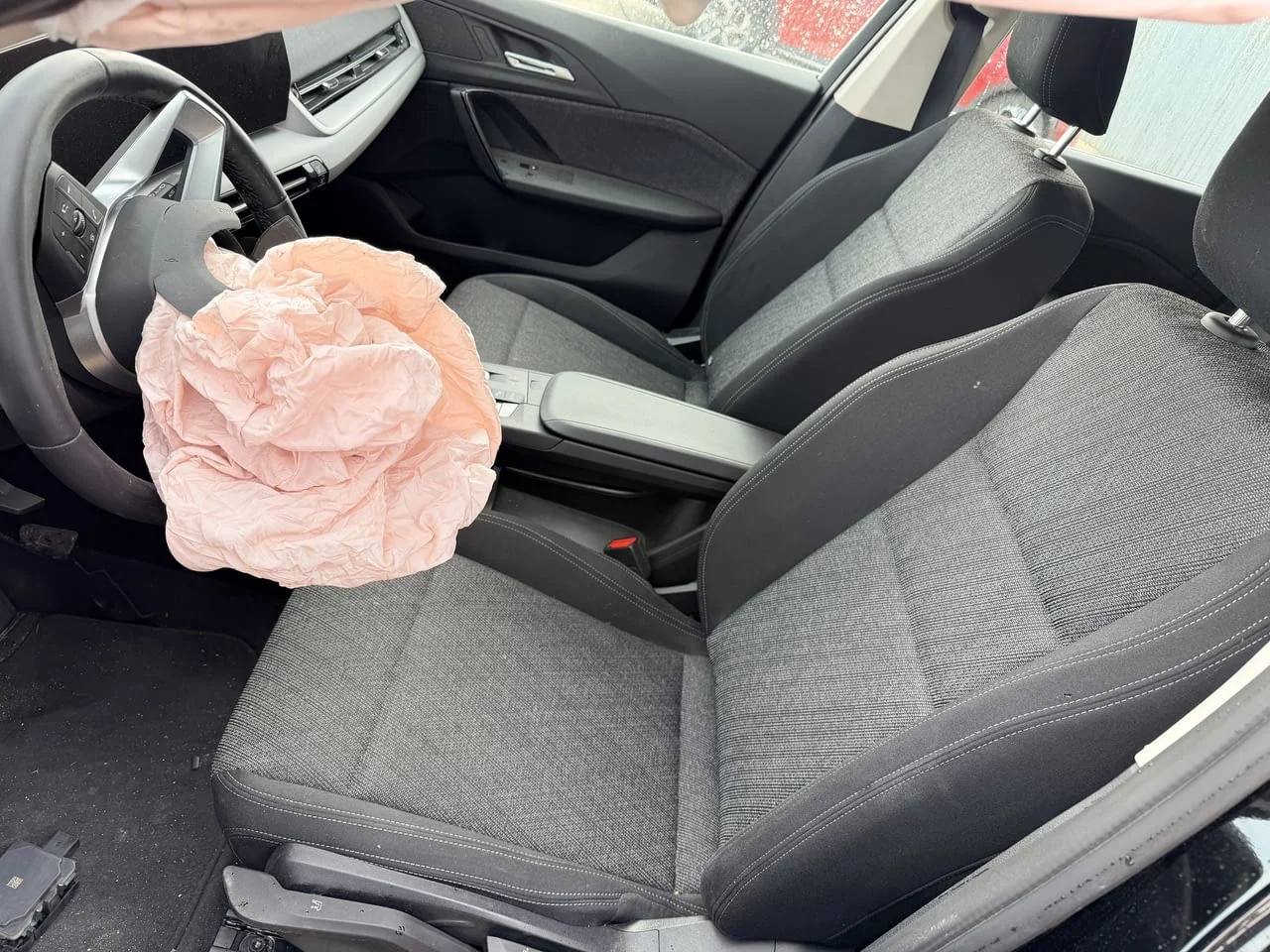 BMW X1 U11 xDrive25e Steptronic 1.5 двигател 21EF, B38A15P, 245 кс., ск. кутия 7DCT300, Plug-in-Hybr — снимка 10