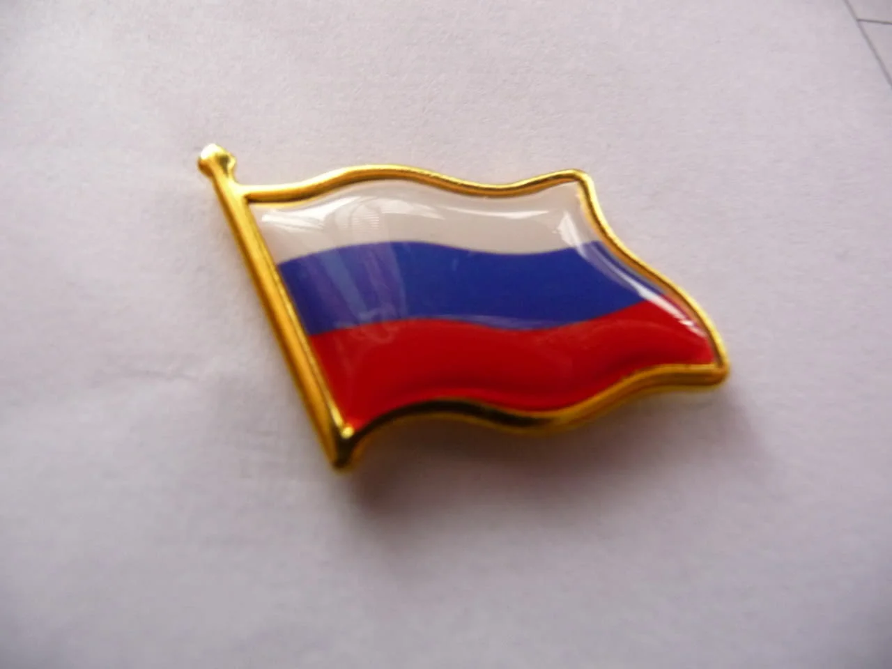 Значка Русия знаме флаг символ държава Москва Кремъл Путин пин ревер фен Огромная Сибир СССР Волга — снимка 2