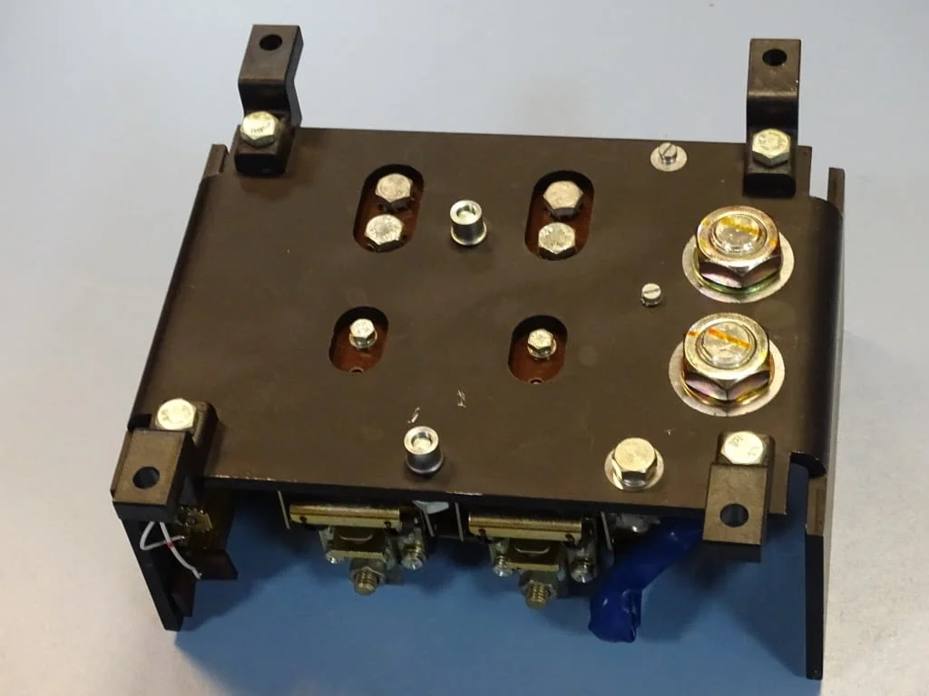Контакторен модул CABLEFORM Model 1184-2 contactors 80VDC 50A series1100 — снимка 5