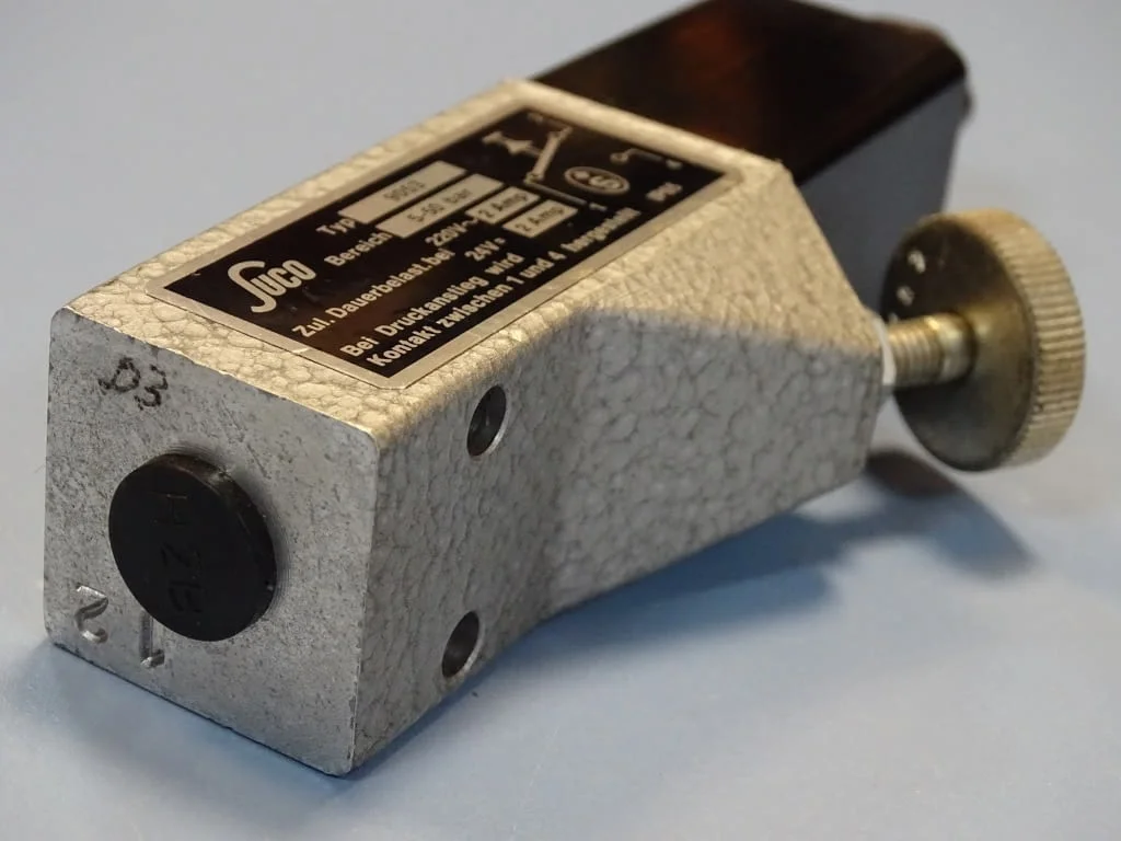 Пресостат SUCO typ9053 Pressure Switch 5-50Bar — снимка 6