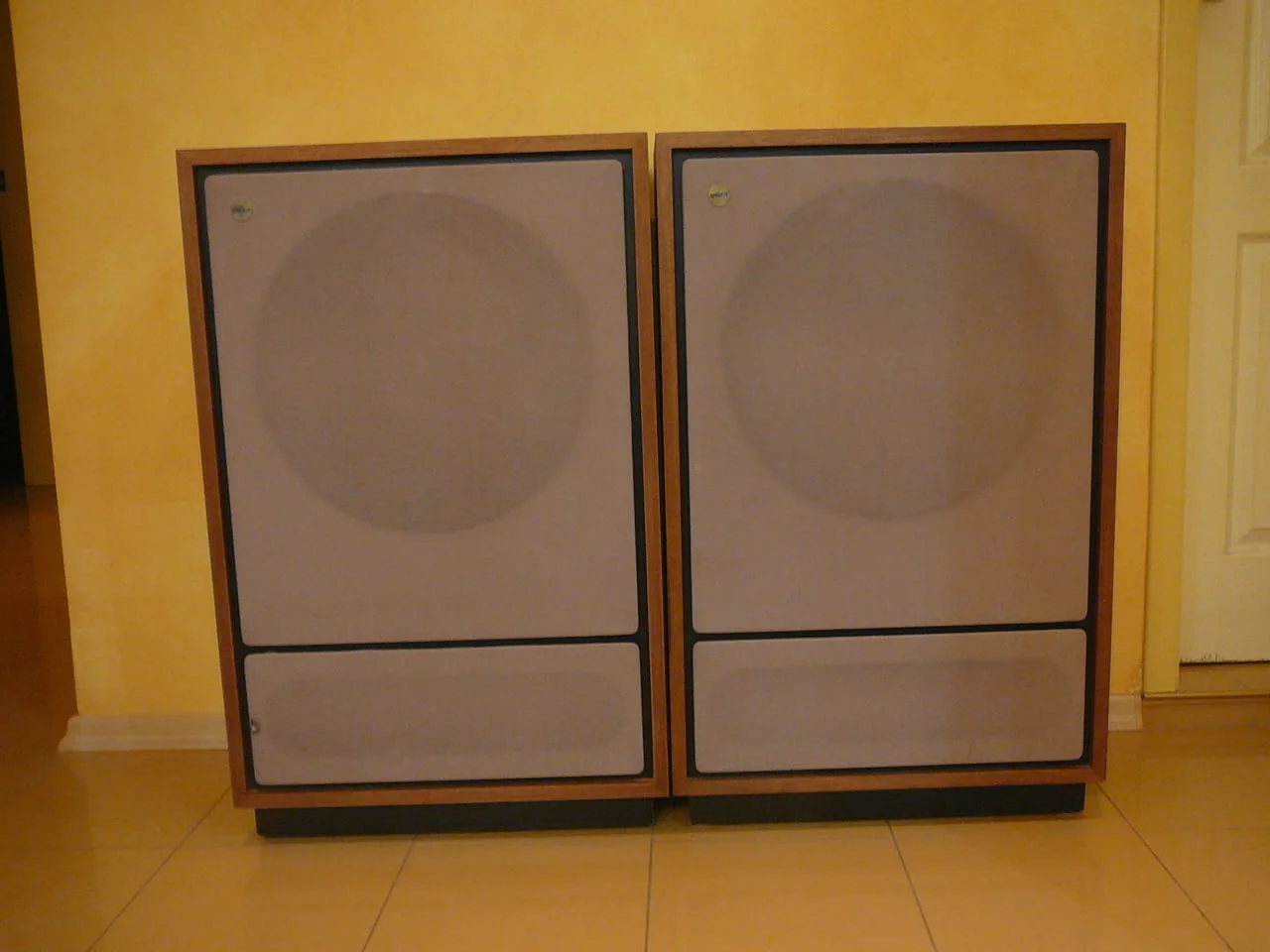 Tannoy berkeley hpd 385a