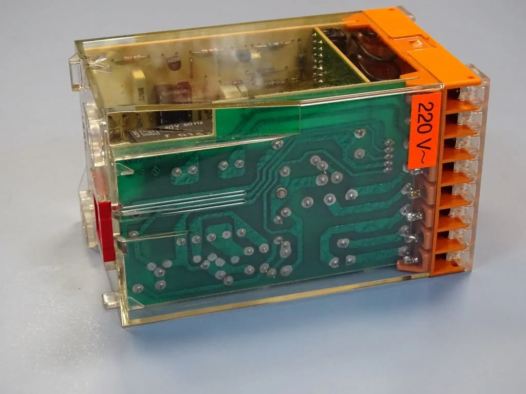 Реле време Willy Vogel IGZ 36 electronic lubrication timer 220V — снимка 6