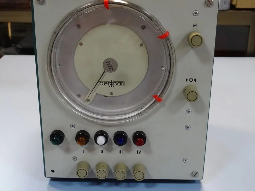Уред за активен контрол VEB Massi AEROPAN CO-IV-59 dual air gauge — снимка 3