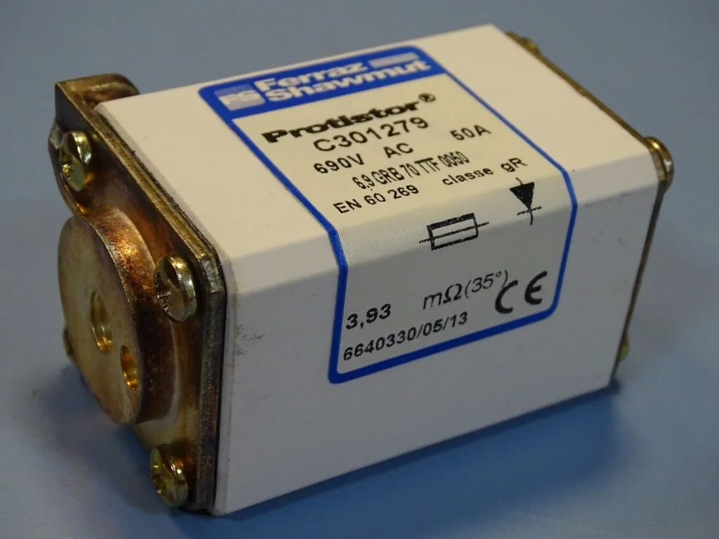 Предпазител Ferraz Shawmut Protistor C301279 Fuses 6.9GRB70TTF0050 50A 690VAC — снимка 8