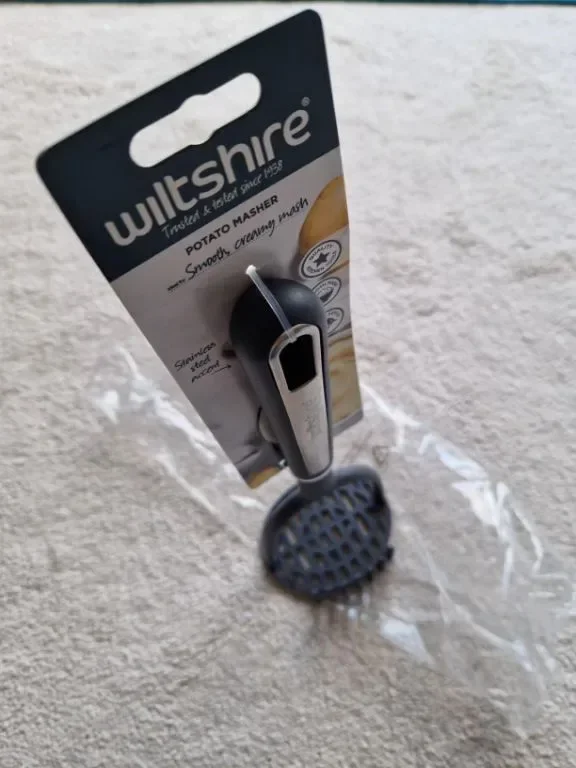 Wiltshire Aspire Черпак за супа, незалепващ, ненадраскващ, мека дръжка сиво и сребристо,33x10x7,5 cм — снимка 6