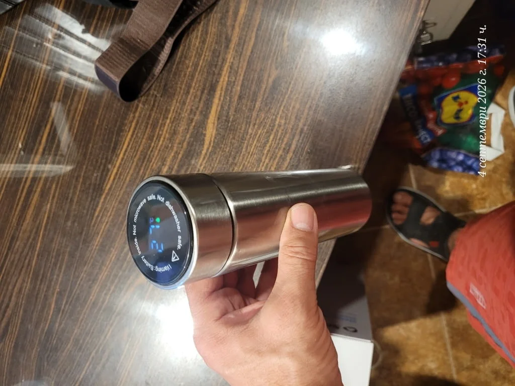 Смарт термобутилка (термос) от неръждаема стомана с LED температурен дисплей на капачката — снимка 3