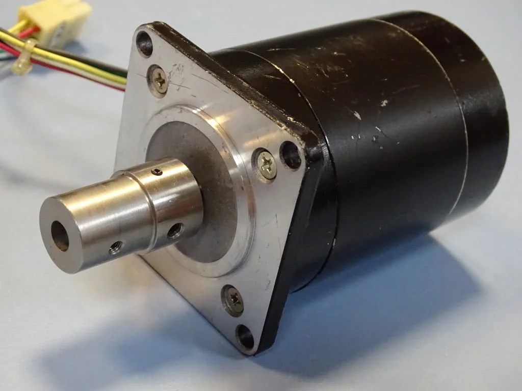 Стъпков мотор VEXTA PH268-23 stepping motor 2-phase 24VDC — снимка 6