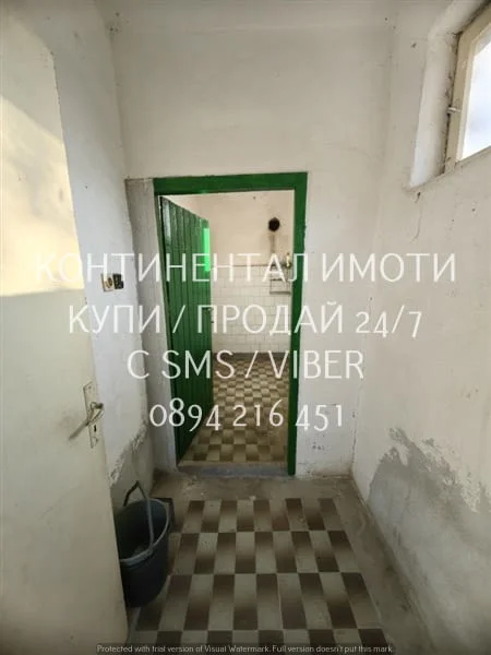 Код 70016. Двуетажна стара къща 80м2 с допълнителни монолитни постройка и двор 930м2 Трифазен и моно — снимка 7