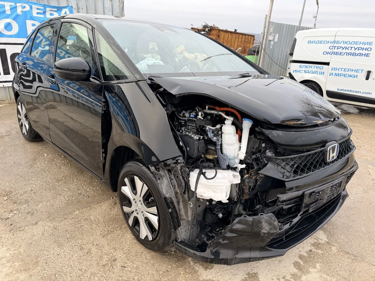 Honda Jazz 1.5 eHEV двигател LEB8, ск. Кутия автоматик, 109 кс., 12000 км., 2025г., Хонда Джаз 1.5 e — снимка 3