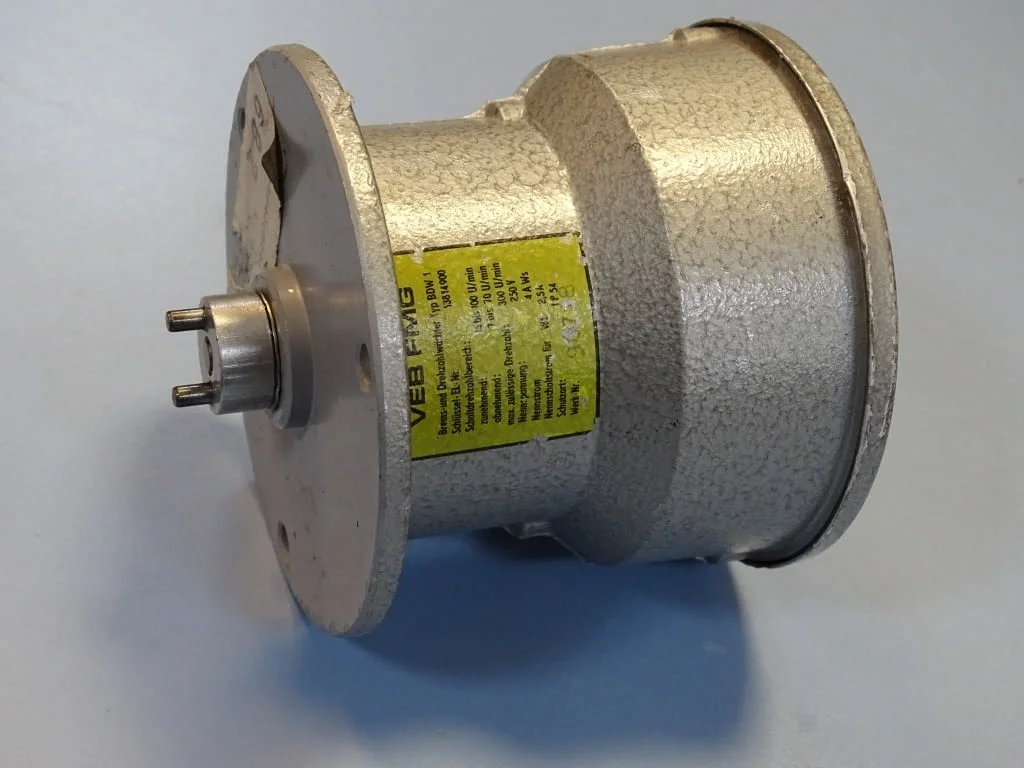 Реле за скорост VEB FMG DDR typ BDW1 speed relay 250VAC — снимка 8