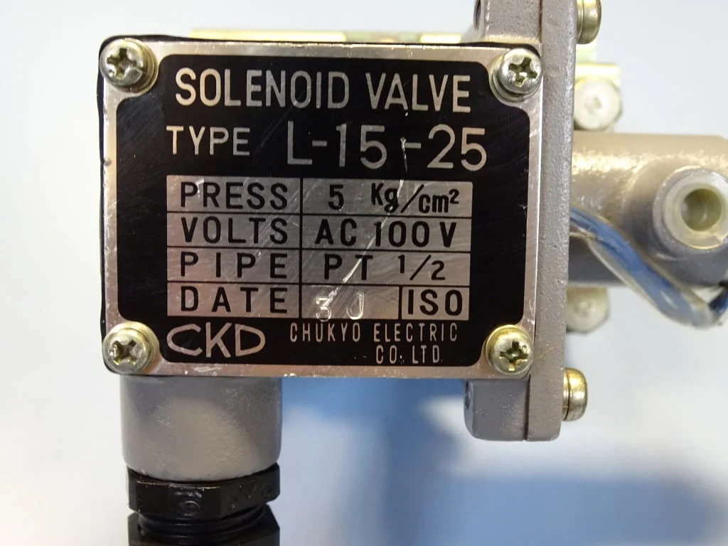 Магнет вентил пневматичен CHUKYO Electric L-15-25 solenoid valve 100VAC — снимка 3