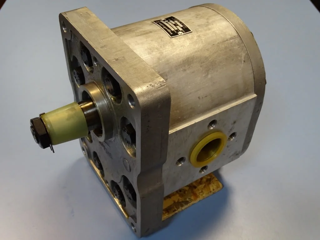 Хидравлична помпа "Хидравлика" А325X 105 Bar 1500 min-1 Hydraulic pump — снимка 3