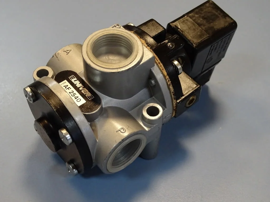 Пневматичен разпределител UNIVER AF2540 Solenoid Valve 220VAC/50Hz — снимка 5