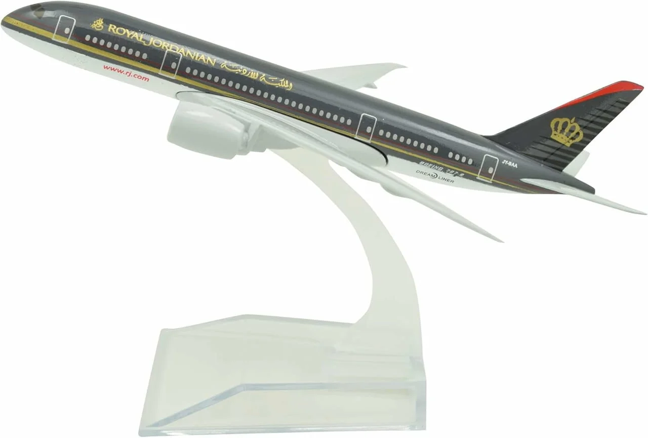 Boeing 787 самолет модел макет Royal Jordanian красив модел черен пътешествие екскурзия полет пилот