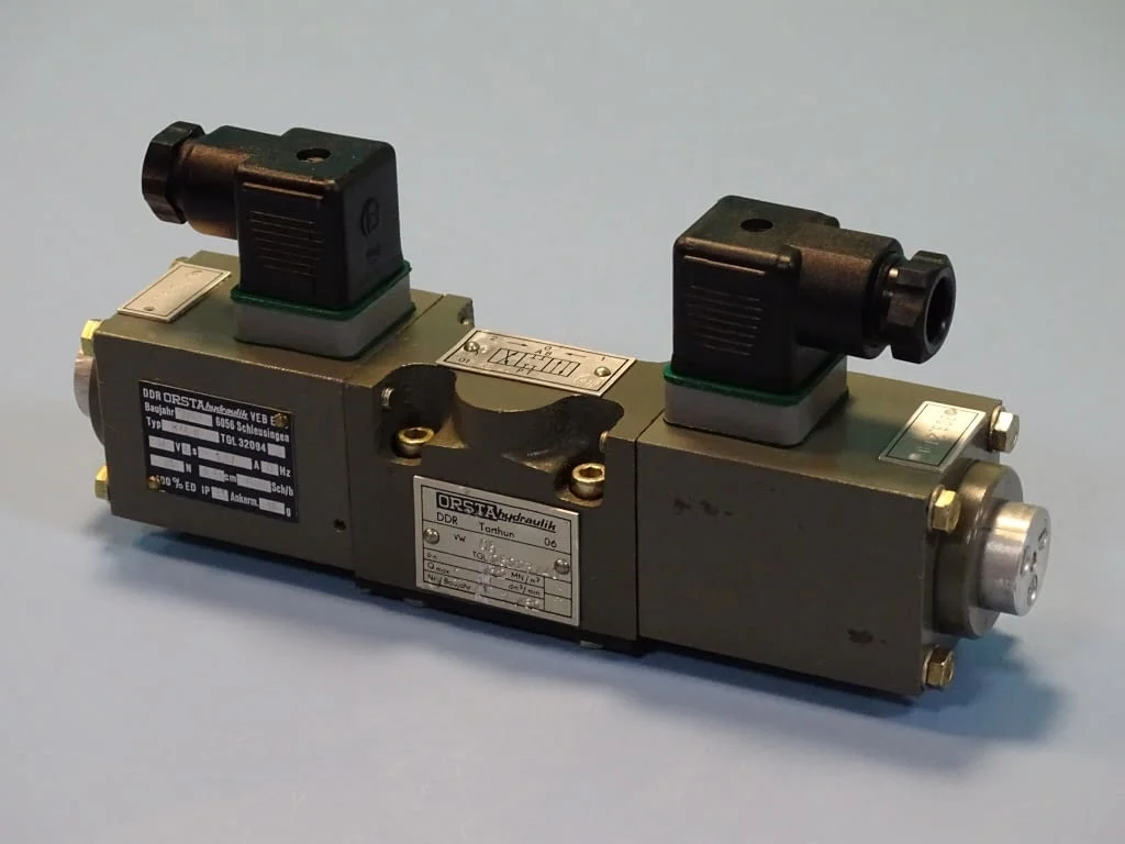 Хидравличен разпределител ORSTA VW 06 TGL26223/40 Hydraulic Valve 24VDC — снимка 2