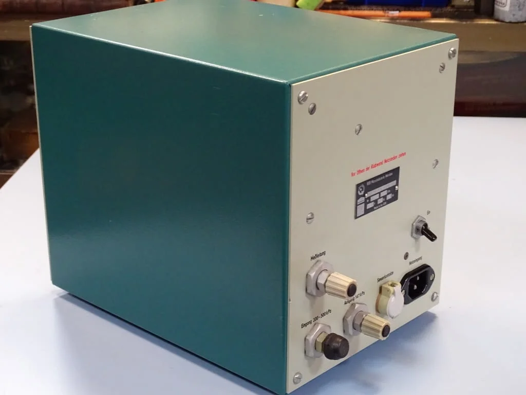 Уред за активен контрол VEB Massi AEROPAN C-IV dual air gauge 500kPa — снимка 6