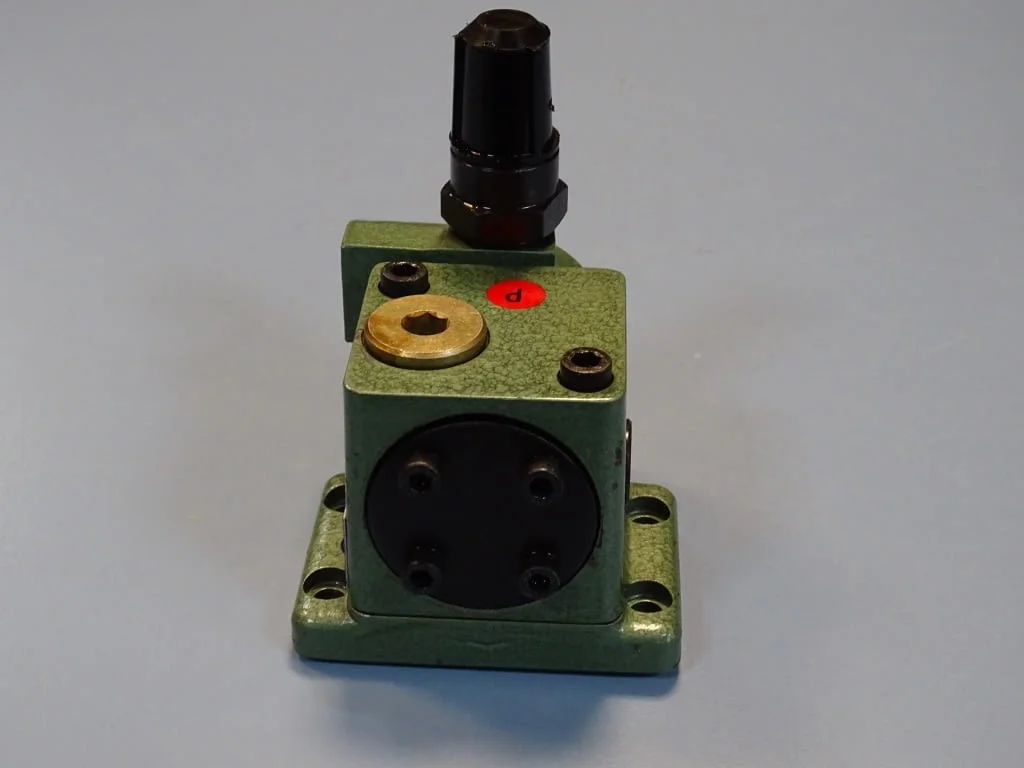 Клапан хидравличен TOS VP1-10-2 hydravlic ventil — снимка 2